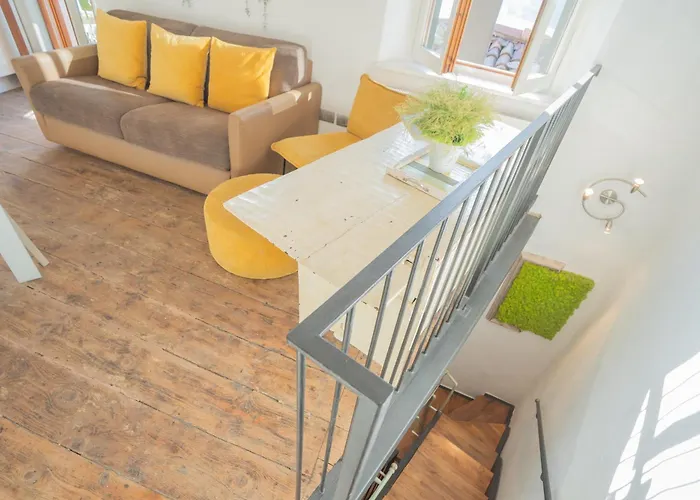 The Nest By By Rent Lägenhet Blevio
