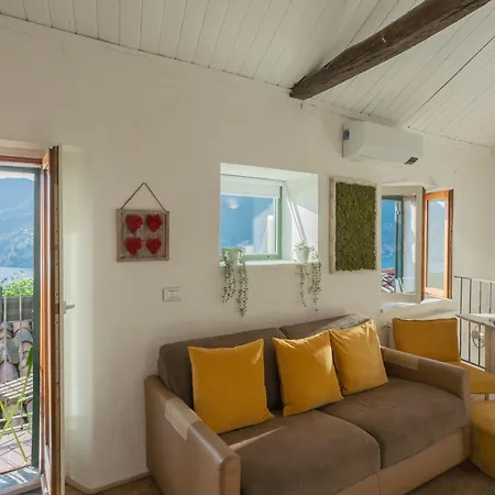 The Nest By By Rent Blevio